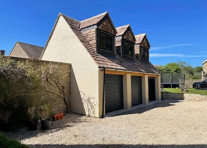 Cotswold Self-Catering Apartment