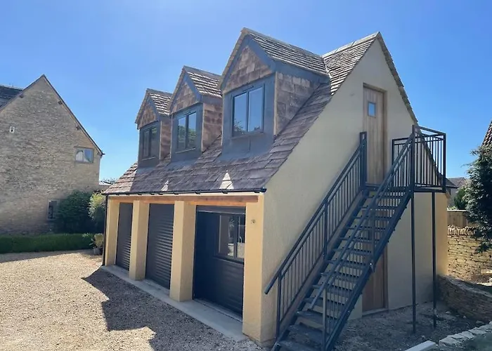 Cotswold Self-Catering Apartment